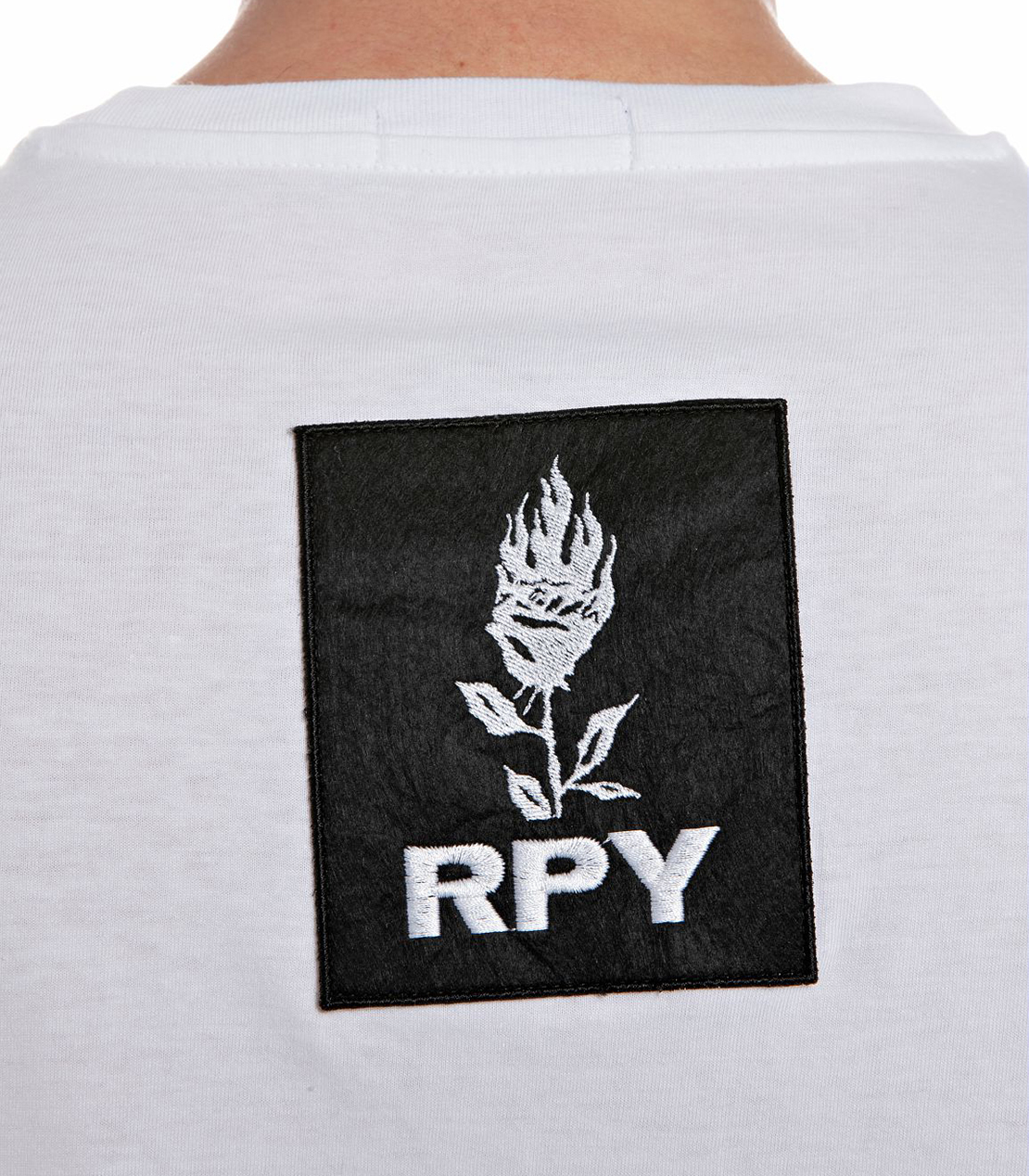 ガーメントダイコットンジャージーバイカーエンブレムT 詳細画像 ホワイト 8